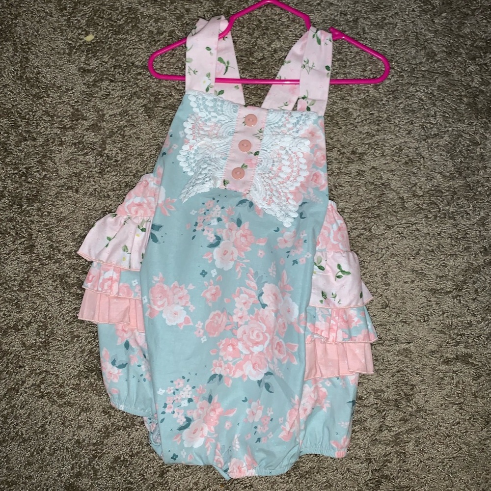 Ricrac and ruffles bubble